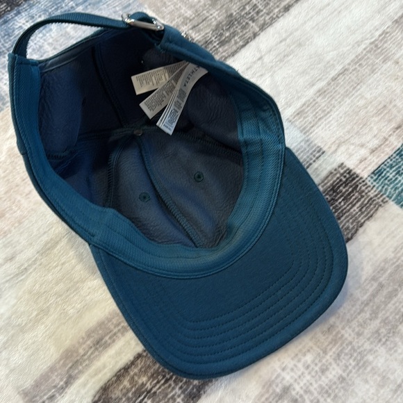 Athleta Baseball Cap Teal Blue Running Hiking Summer Athleisure Adjustable - Picture 4 of 5